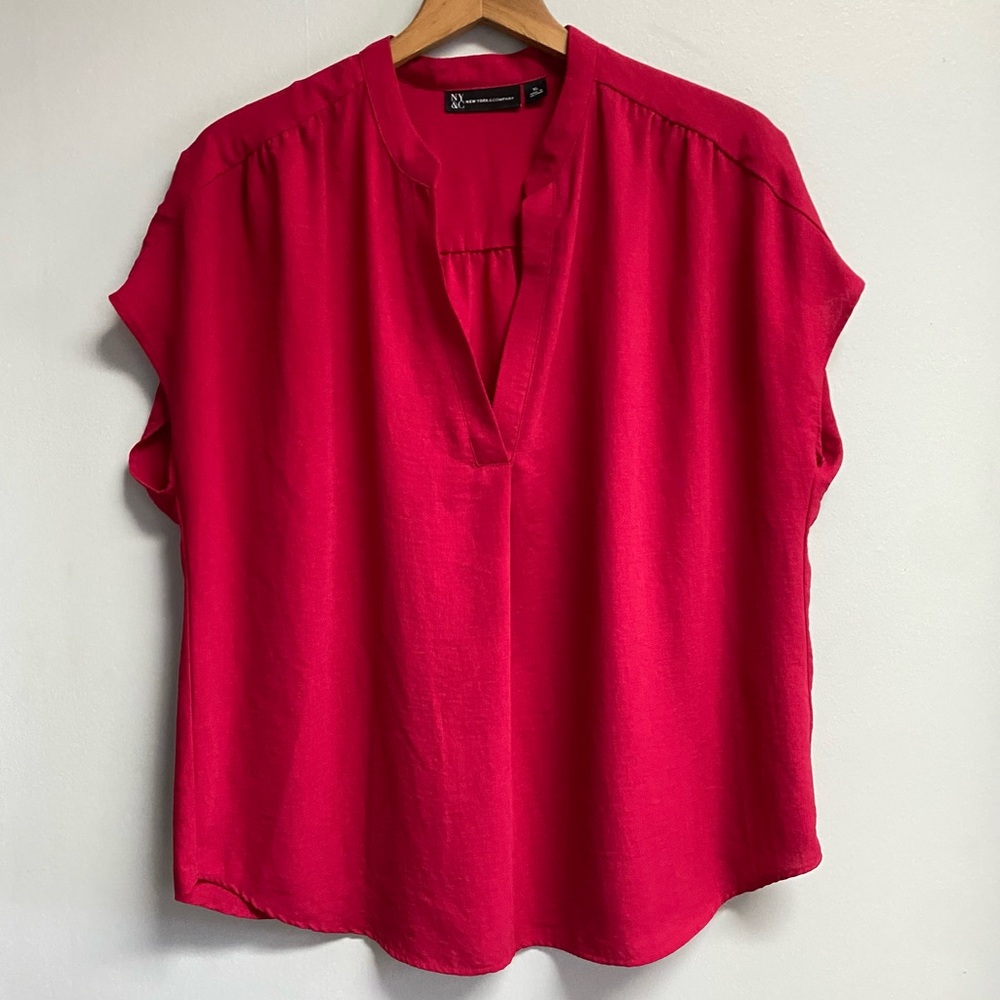 NEW YORK & COMPANY TOP - XL